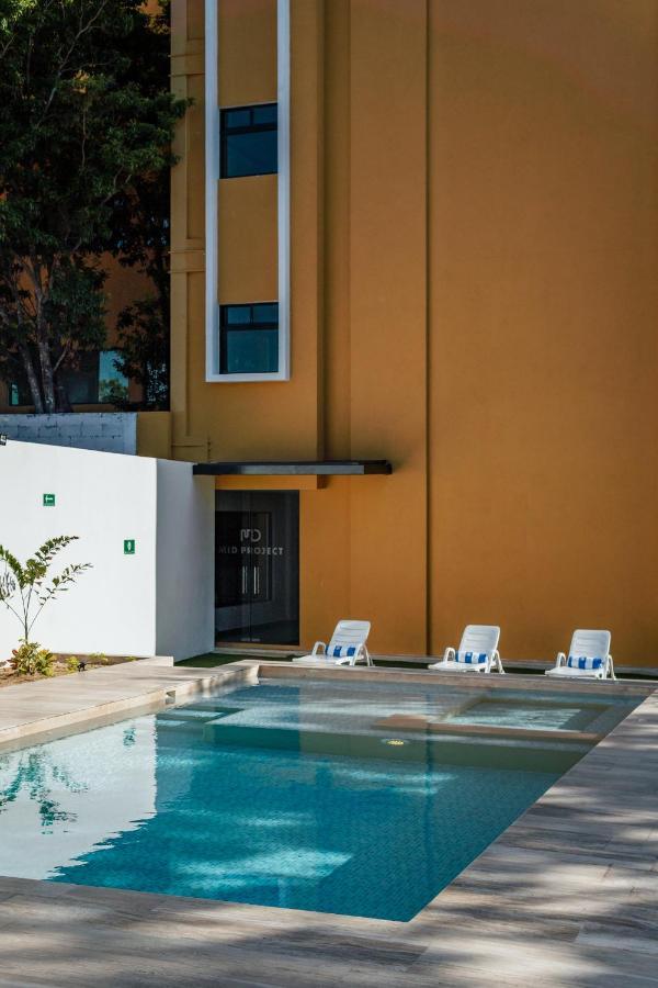Hotel Mid Project Merida Bagian luar foto
