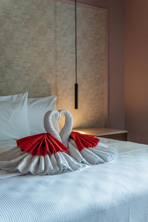 Hotel Mid Project Merida Bagian luar foto